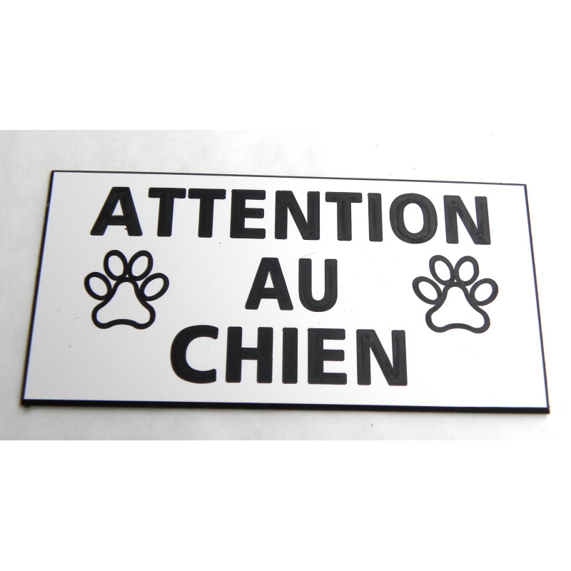 plaque adhésive "ATTENTION AU CHIEN" format 75x150 mm motifs pattes 15 couleurs