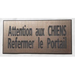 plaque adhésive cuivrée "ATTENTION AUX CHIENS REFERMER LE PORTAIL"