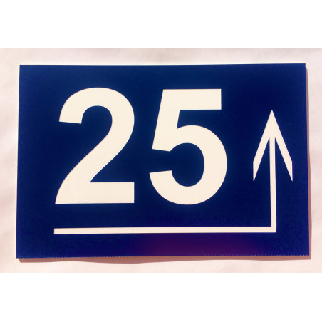 NUMERO DE RUE (4 chiffres) + FLECHE au fond à droite personnalisé