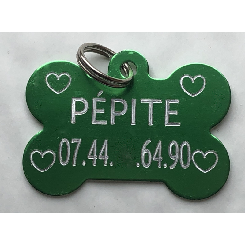 Médaille os vert motifs coeurs pour grand chien gravure 1 ou 2 faces