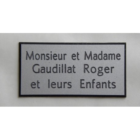 plaque de porte argentée format 75x150 mm personnalisée 3 lignes