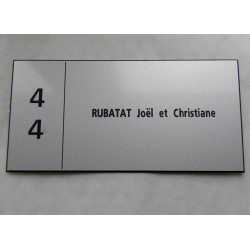 plaque de porte numéro et 1 ligne argentée format 75x150 mm personnalisée