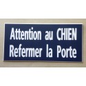 plaque adhésive bleu marine "ATTENTION AU CHIEN REFERMER LA PORTE"