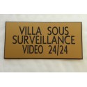 plaque adhésive "VILLA SOUS SURVEILLANCE VIDEO 24/24" dorée