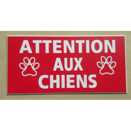 plaque adhésive rouge "ATTENTION AUX CHIENS" motifs pattes