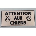 plaque adhésive cuivrée "ATTENTION AUX CHIENS" motifs pattes
