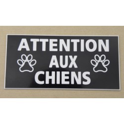 plaque adhésive noire "ATTENTION AUX CHIENS" motifs pattes