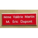 plaque de porte rouge format 50 x 150 mm personnalisable 2 lignes