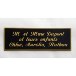 plaque de porte personnalisée "calligraphie" noire et or format 50 x 150 mm 3 lignes