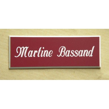 plaque de porte personnalisée "calligraphie" bordeau format 50 x 150 mm 1 ligne
