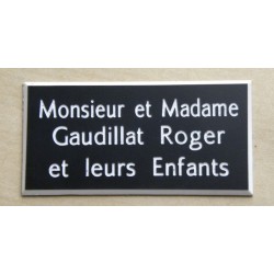 plaque de boite aux lettres,  sonnette format 25 x 50 mm personnalisable 3 lignes