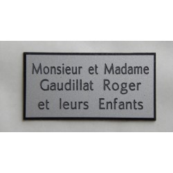 plaque de boite aux lettres,  sonnette format 25 x 50 mm personnalisable 3 lignes
