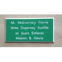 plaque de porte verte format 48x100 mm personnalisable 4 lignes