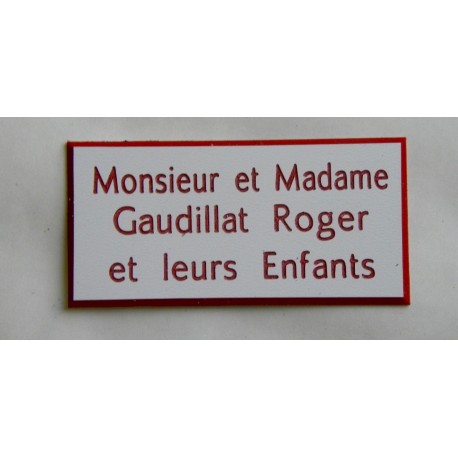 plaque de porte blanche et rouge format 48x100 mm personnalisable 3 lignes