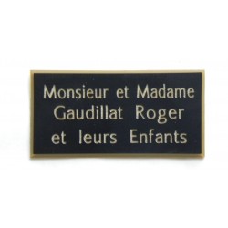 plaque de porte noire et or format 48x100 mm personnalisable 3 lignes