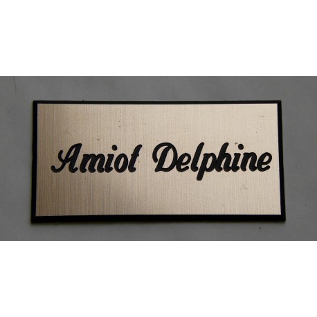 plaque de porte personnalisée "calligraphie" cuivre format 48 x 100 mm 1 ligne.