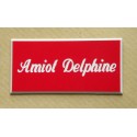 plaque de porte personnalisée "calligraphie" rouge format 48 x 100 mm 1 ligne.