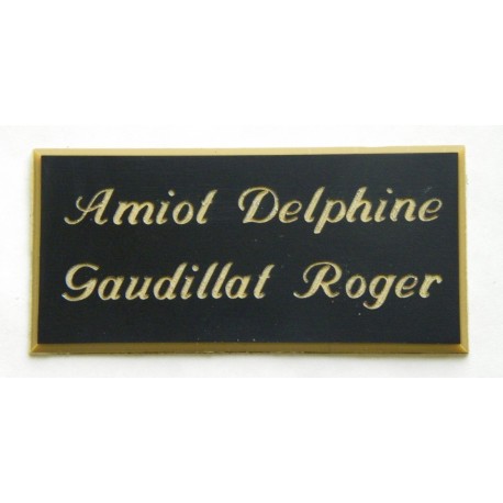 plaque de porte personnalisée "calligraphie" noire et or format 48x100 mm 2 lignes.