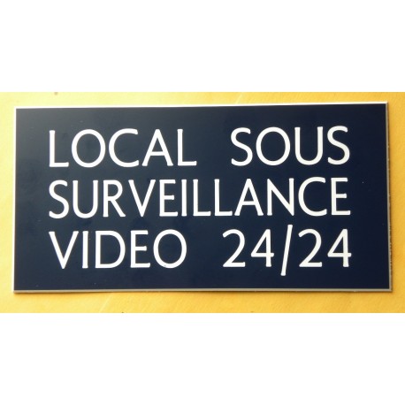 plaque adhésive "LOCAL SOUS SURVEILLANCE VIDEO 24/24" bleu marine