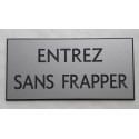 plaque adhésive "ENTREZ SANS FRAPPER" argentée