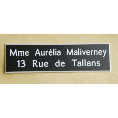 Plaque de boite aux lettres noire 2 lignes format 10 x 2,5 cm