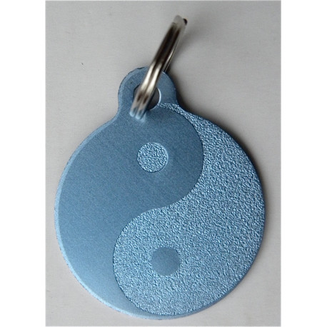 Médaille gravée "YING YANG" bleu argentée  pour Chien personnalisable gravure 1 face Ft 32 mm