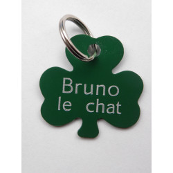 Médaille chien moyen trefle vert gravure 1 ou 2 faces