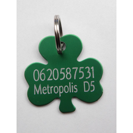 Médaille chien moyen trefle vert gravure 1 ou 2 faces
