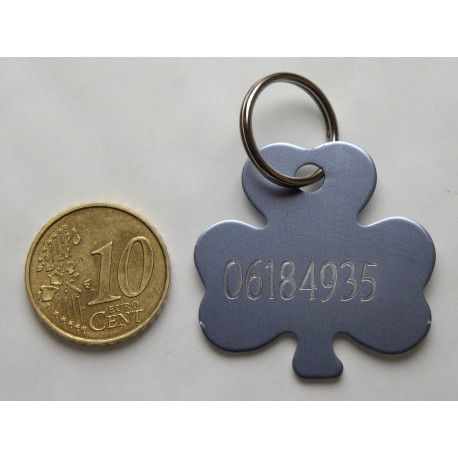Médaillon chien trefle aluminium gravure 2 faces pour moyen chien