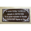 plaque Funéraire animaux domestique fond noyer  ft 75 x 150 mm personnalisable 4 lignes 
