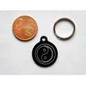 Médaille gravée ronde noire 19 mm "ying yang" pour chaton, Chiot gravure 1 face