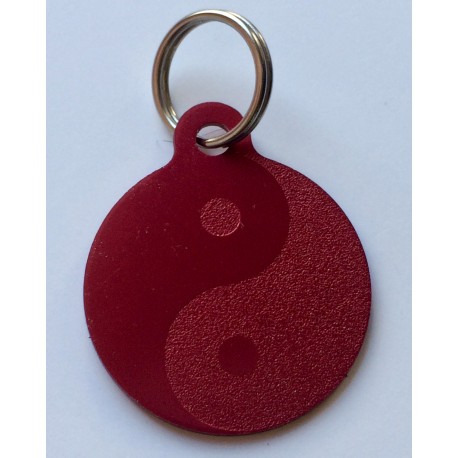 Médaille gravée "YING YANG" rouge  pour grand Chien