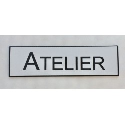 plaque adhésive "ATELIER" blanche