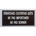 Plaque adhésive "DÉMARCHAGE • COLPORTAGE • QUÊTE NE PAS IMPORTUNER • NE PAS SONNER" couleur noyer
